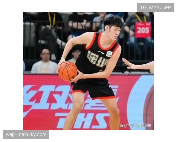 王浩然三分命中率41% 年轻球员成长助推深圳进攻